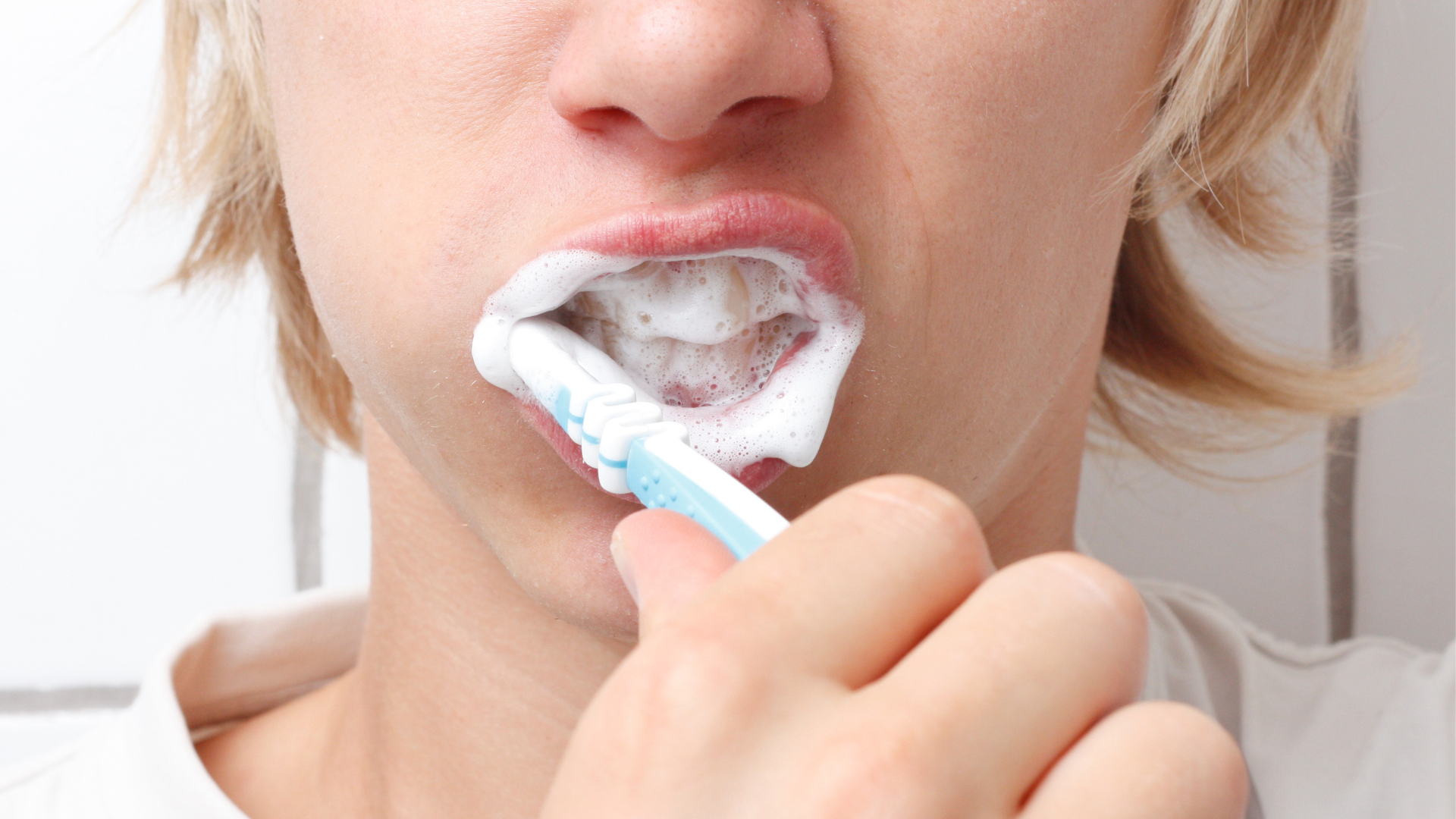 Foaming in Toothpastes - Less is More